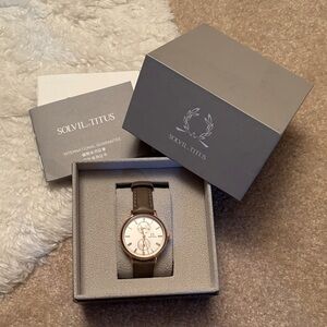 Women’s Etoupe Watch